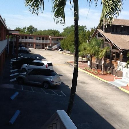 America'S Best Inn & Suites Fort Lauderdale North Exterior foto