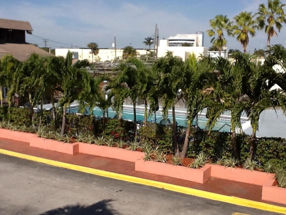America'S Best Inn & Suites Fort Lauderdale North Exterior foto