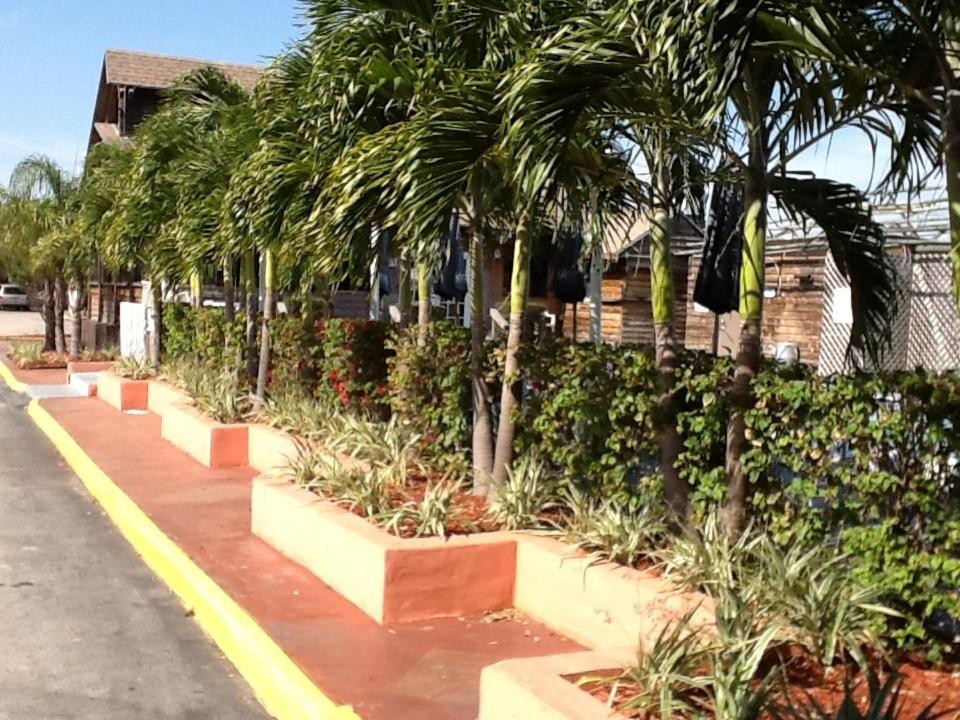 America'S Best Inn & Suites Fort Lauderdale North Exterior foto