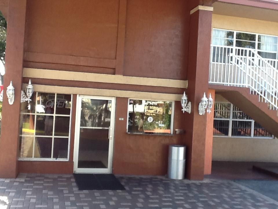America'S Best Inn & Suites Fort Lauderdale North Exterior foto