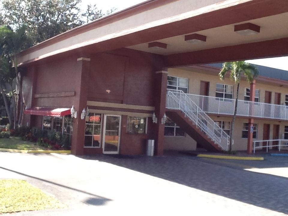 America'S Best Inn & Suites Fort Lauderdale North Exterior foto