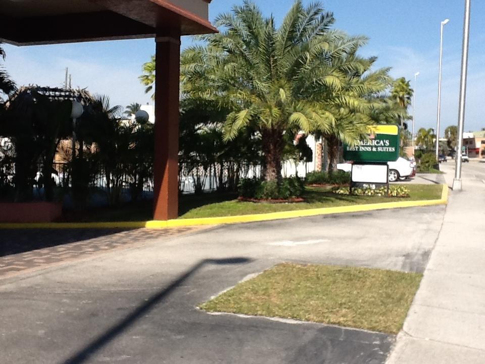 America'S Best Inn & Suites Fort Lauderdale North Exterior foto